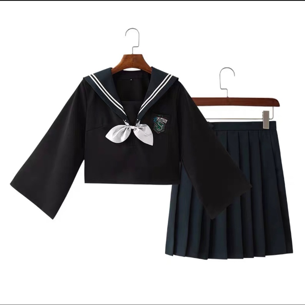 Brand new “Harry Potter” costume